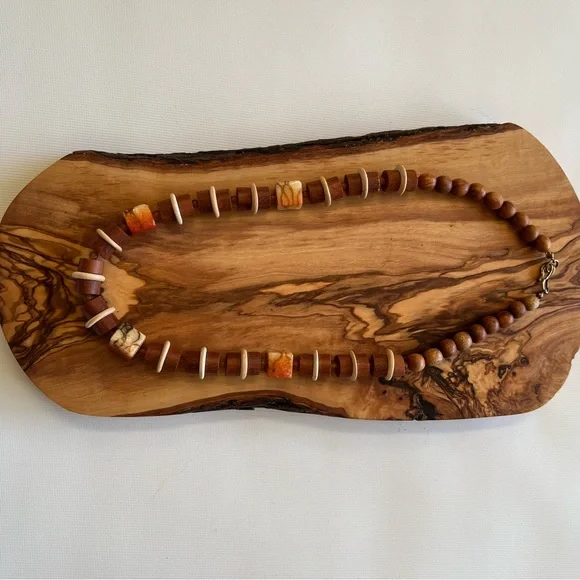 Wood Necklace handmade with natural wood - Picture 9 of 9